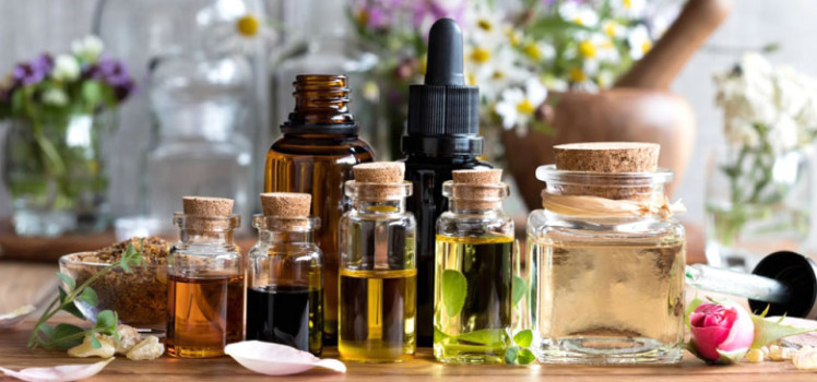 Essential-Oils-that-can-Give-Relief-from-the-Joint-Pain